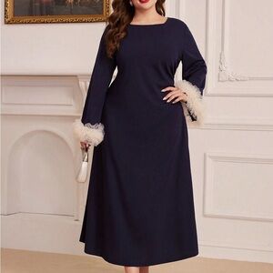 Elegant Blue and Cream Plus Size Side Pleated Mesh Splice Sleeve Hem Dress